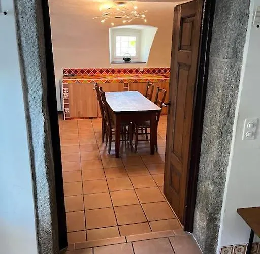 Charmantes Rustico An Guter Lage Apartament